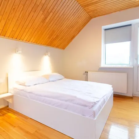 Apartment V36 *